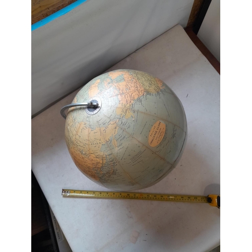 167 - Vintage Philips globe