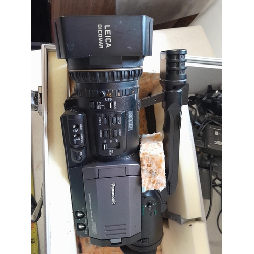 168 - Panasonic DVX 100 B shoulder mounted video camera, in hard case , Leica interest