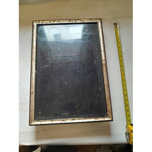 175 - Jewellery display cabinet and wall plaque new