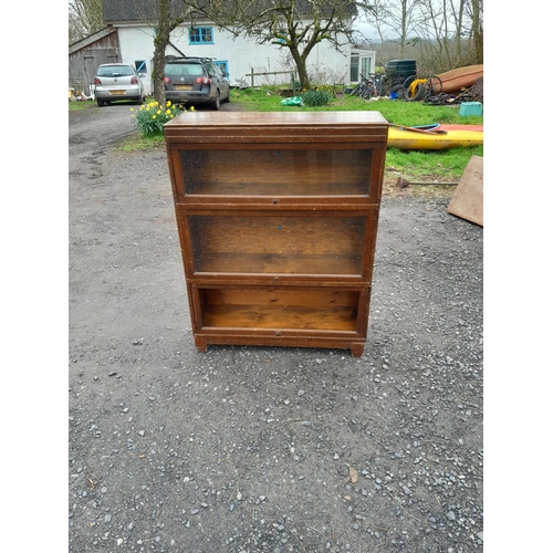 252 - Vintage Globe Wernicke oak three sectional bookcase one glass missing