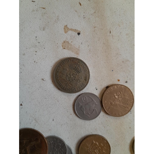 254 - Coins and banknotes from around the world all from circ.