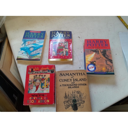 267 - Harry Potter paperbacks etc.