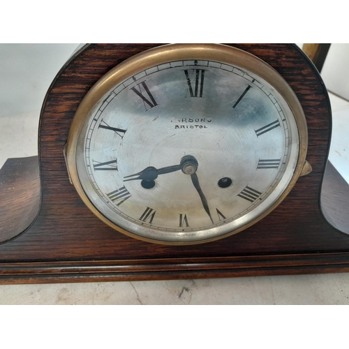 275 - Vintage oak case striking mantle clock