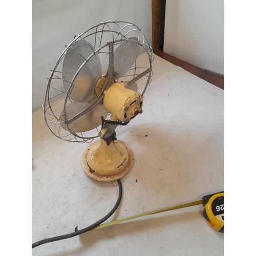 300 - Vintage Limit table fan