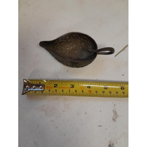 377 - Small Indian copper rush candle pot