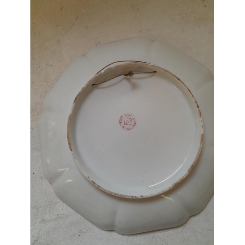 385 - Various pieces of antique and modern Japanese and Chinese ceramics