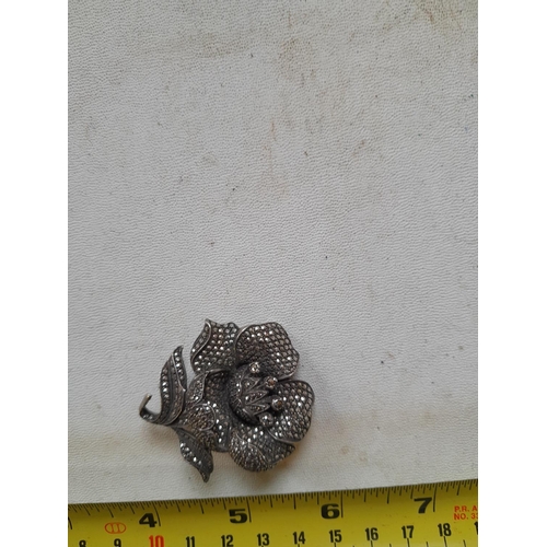 390 - Silver and marcasite rose brooch