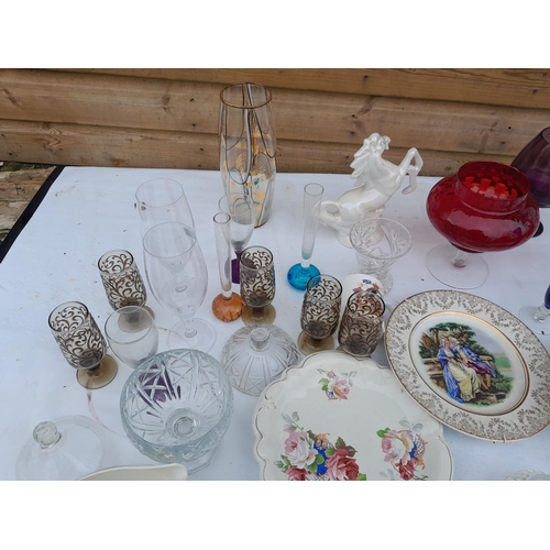 31 - Assorted decorative china and glassware