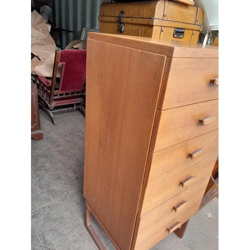 86 - Vintage G Plan teak chest of drawers 117 cms x 50 cms x 48 cms