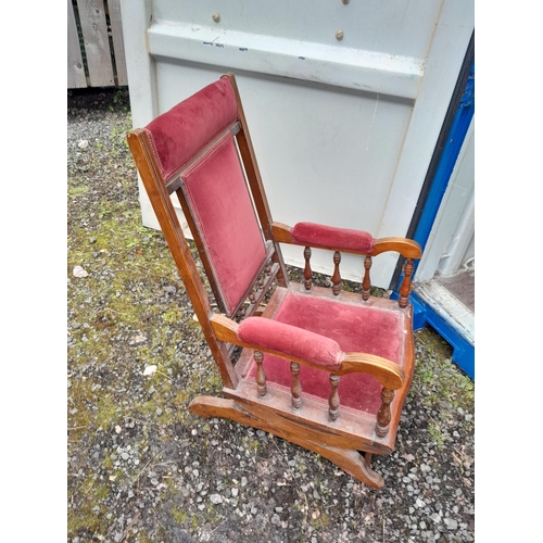 97 - Early 20th century American style rocking chair