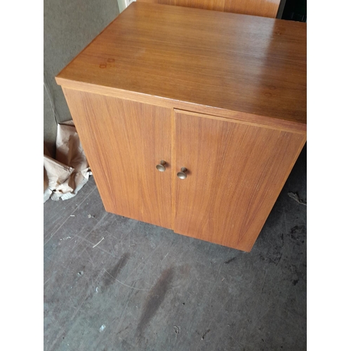 99 - Vintage teak stereo cabinet with contents : Sony STR 6046 STR A receiver & TC 16150 cassette