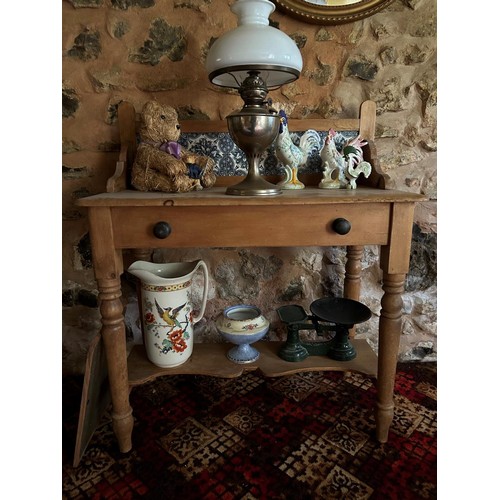 95 - Victorian pine washstand with dummy drawer and tile back 86 cms x 48 cms x 95 cms