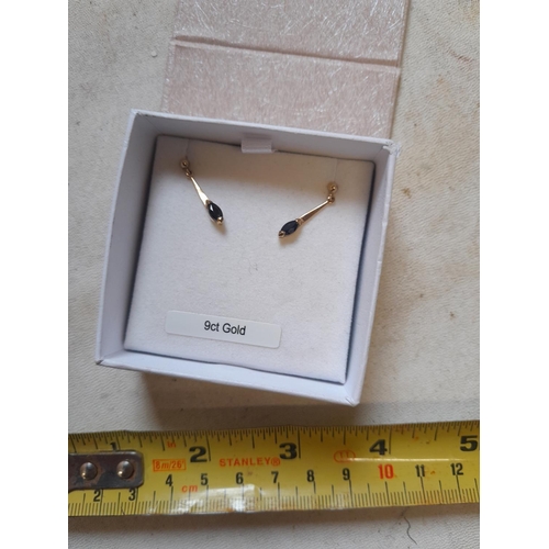 54 - 9 ct gold drop earrings