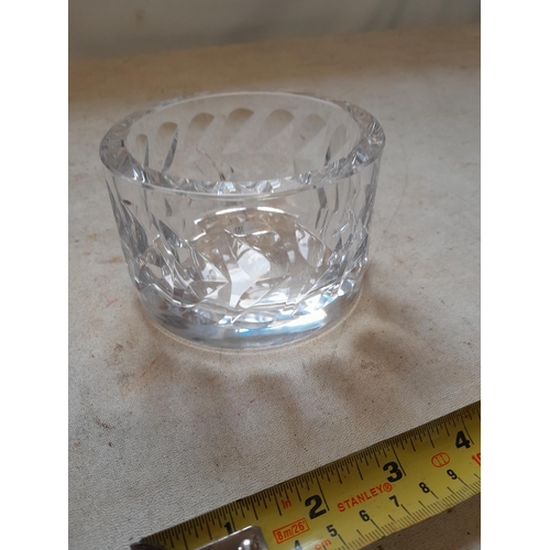 138 - Kosta glass bowl