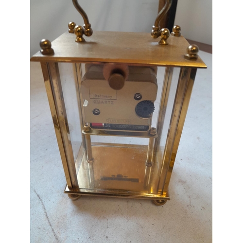 283 - Vintage quartz movement carriage  / mantle clock