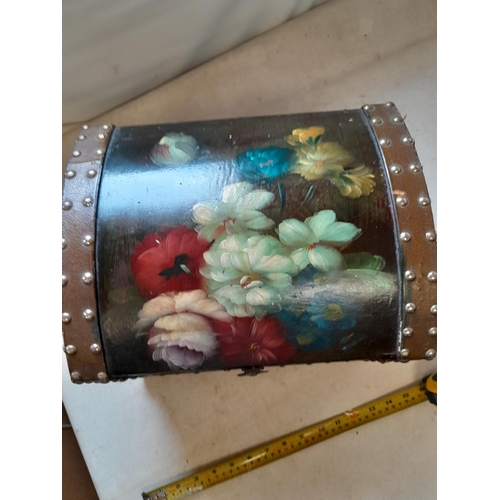 301 - Hand decorated lacquered dome top box