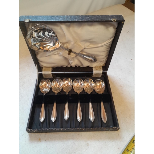 11 - Silver tea spoon, silver plated cutlery & presentation set of spoons