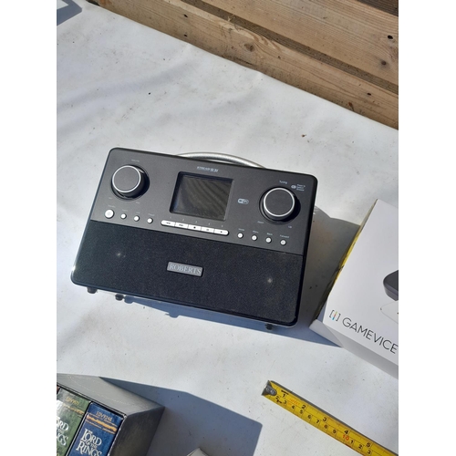 78 - Box of electrical items : Roberts DAB radio, Gamevice hand controller boxed, boxed Aplicomms M9000  ... 