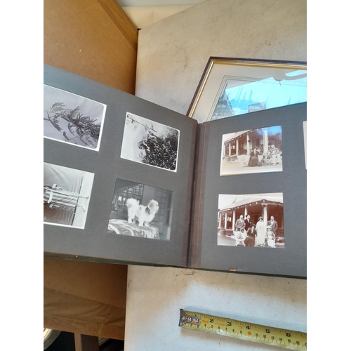 152 - 2 x prints and black and white photograph sparsely filled album, some family snaps and Indian intere... 