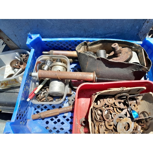 175 - Box of garage equipment : possible vintage motorcycle and car interest : distributor caps etc. (BSA ... 