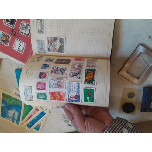 224 - Stamps as kiloware, sparsely filled schoolboy stamp album , 18 KT gold Teatro All Scala stamp, 2 x r... 