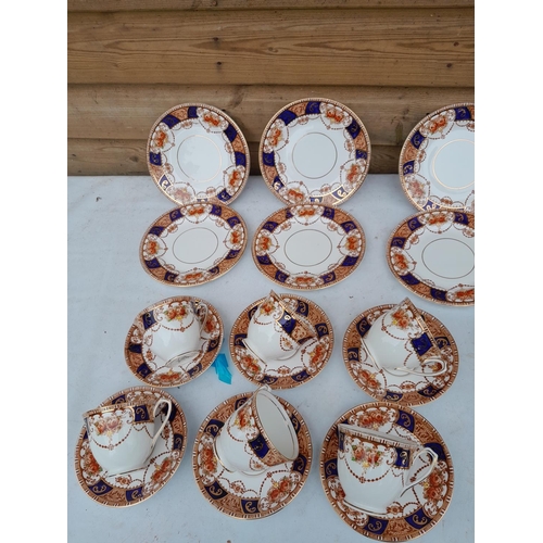 351 - Vintage Salisbury pattern tea set