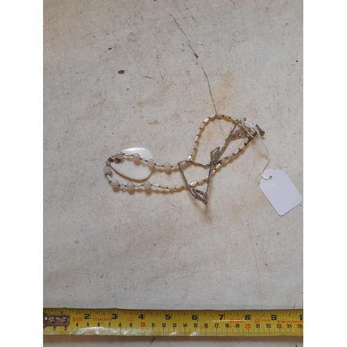 Lot 253       