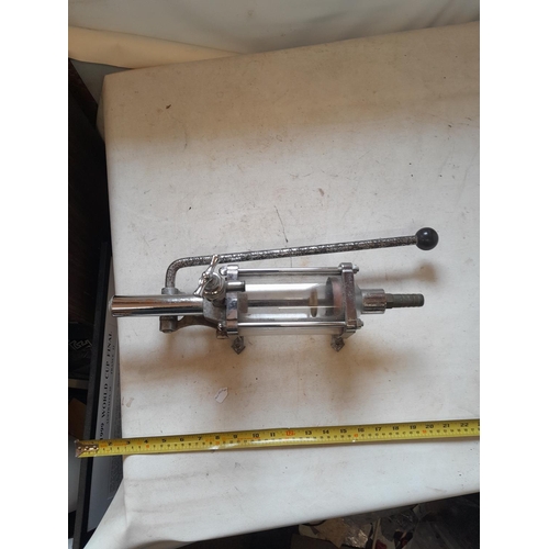 Lot 275       