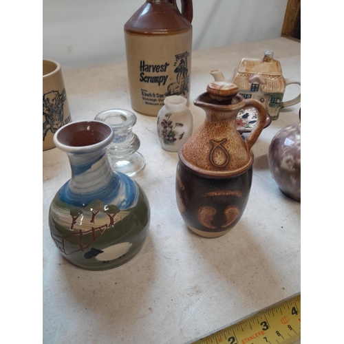 6 - Decorative china : West German vase, Welsh Studio Pottery lidded vase and Caroline Smith sheep vase