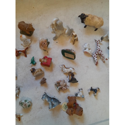 16 - Various Wade Whimsies and other animal ornaments