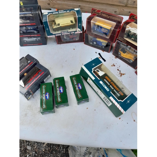 88 - Boxed die cast toy cars, Matchbox and others included