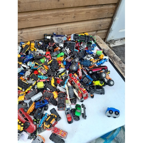 98 - Assorted play worn die cast toy cars, differing makers and dates