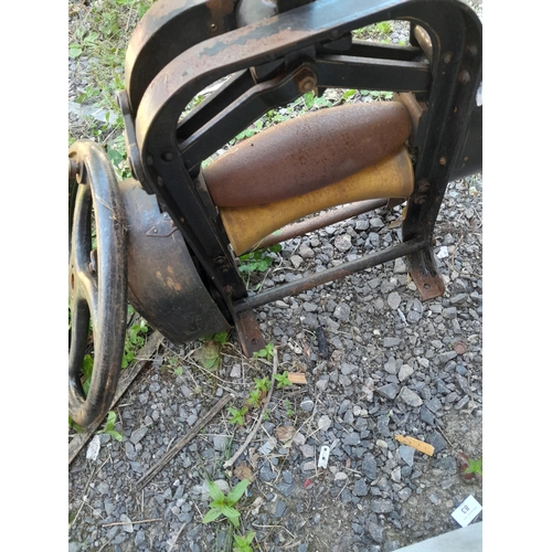 164 - Unusual and rare late Victorian shoe leather stretcher. Made for shoe makers and cobblers. Very heav... 