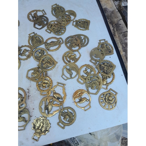 167 - 5 kg of horse brasses of a Scottish theme