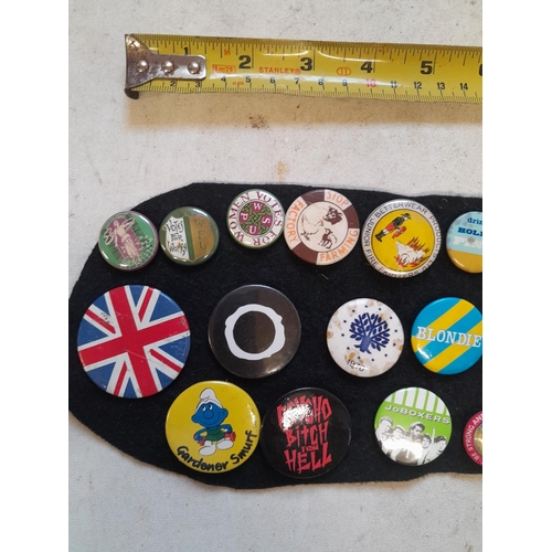 352 - Assorted tin badges