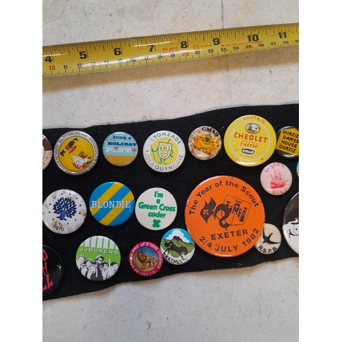 352 - Assorted tin badges