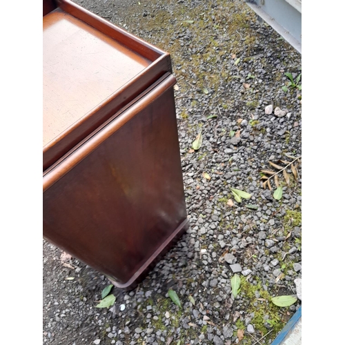 147 - Victorian mahogany bedside cupboard with splashback 39 cms x 36 cms x 82 cms