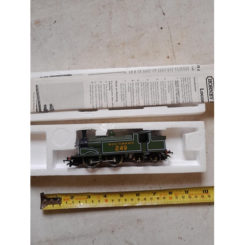 53 - Boxed Hornby 00 gauge locomotive :  R 103 SR Class M7 locomotive