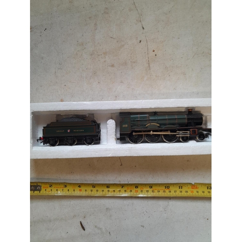 59 - Wrong Boxed Hornby 00 gauge locomotive : GWR St Catherine locomotive 2918 (probably R141)