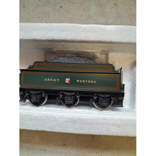 59 - Wrong Boxed Hornby 00 gauge locomotive : GWR St Catherine locomotive 2918 (probably R141)