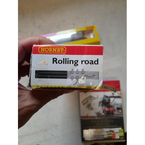 65 - Boxed Hornby 00 gauge rolling road and coach & Steam interest DVD set