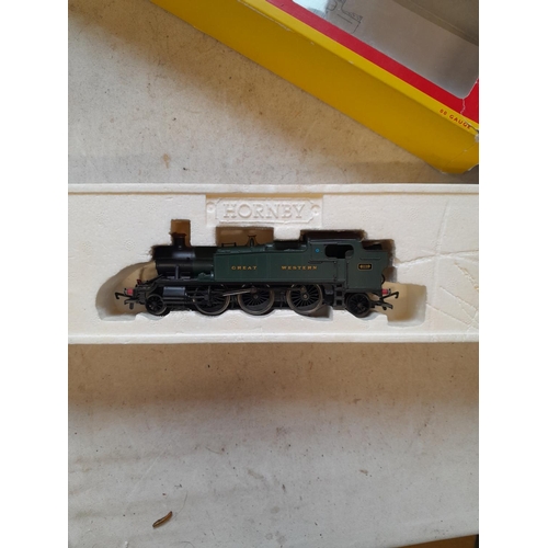 71 - Boxed Hornby 00 gauge locomotive : R2098E GWR Prairie 6119