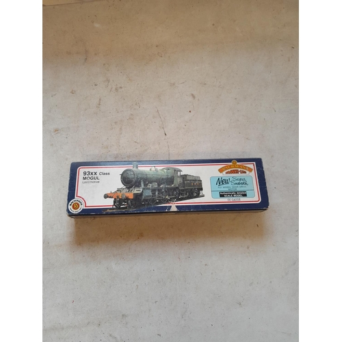 88 - Boxed Bachmann Branch Line 00 gauge locomotive :  31-801 GWR