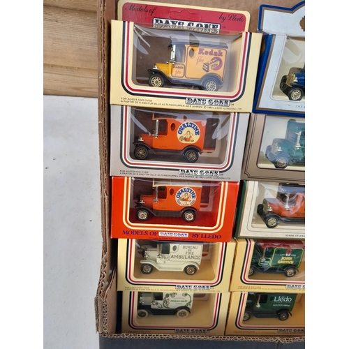 127 - 10 x boxed die cast toy cars :