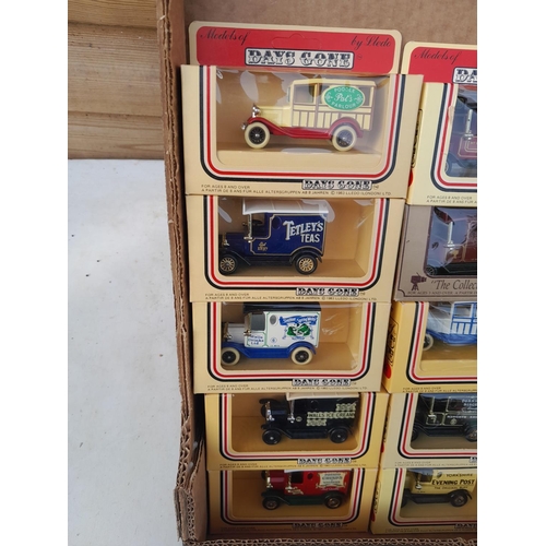 130 - 10 x boxed die cast toy cars :