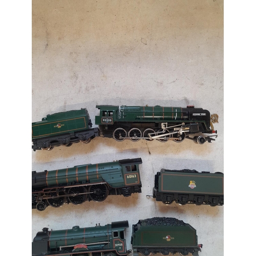 161 - Various makers 00 gauge locomotives and tenders : Tested running NOT boxed