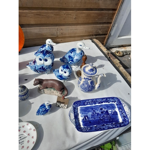 170 - Box of assorted blue and white china