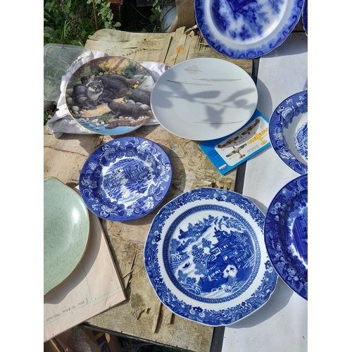 173 - Large array of blue and white china : Victorian flow blue plates, part tea set, some with damages ma... 