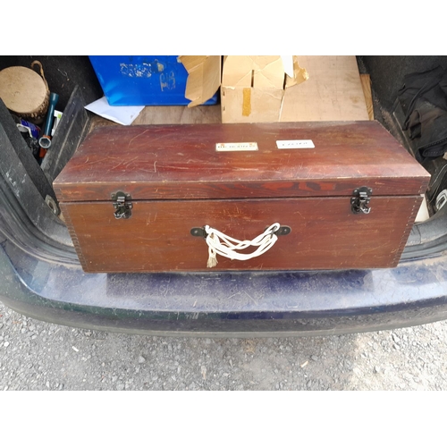 190 - Electrolux wooden hoover box of Scalextric track with some cars suitable for restoration or spares