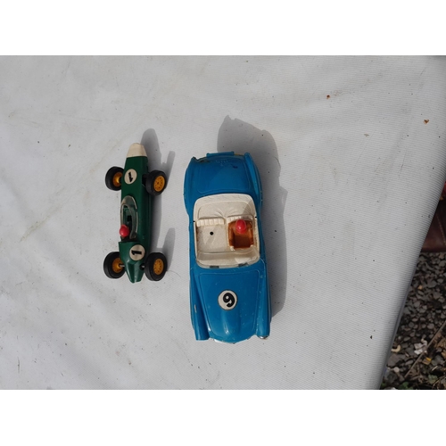 190 - Electrolux wooden hoover box of Scalextric track with some cars suitable for restoration or spares